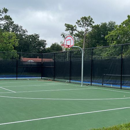 Pool Home Sleeps 6 With Large Fenced Yard Jacksonville Exteriér fotografie